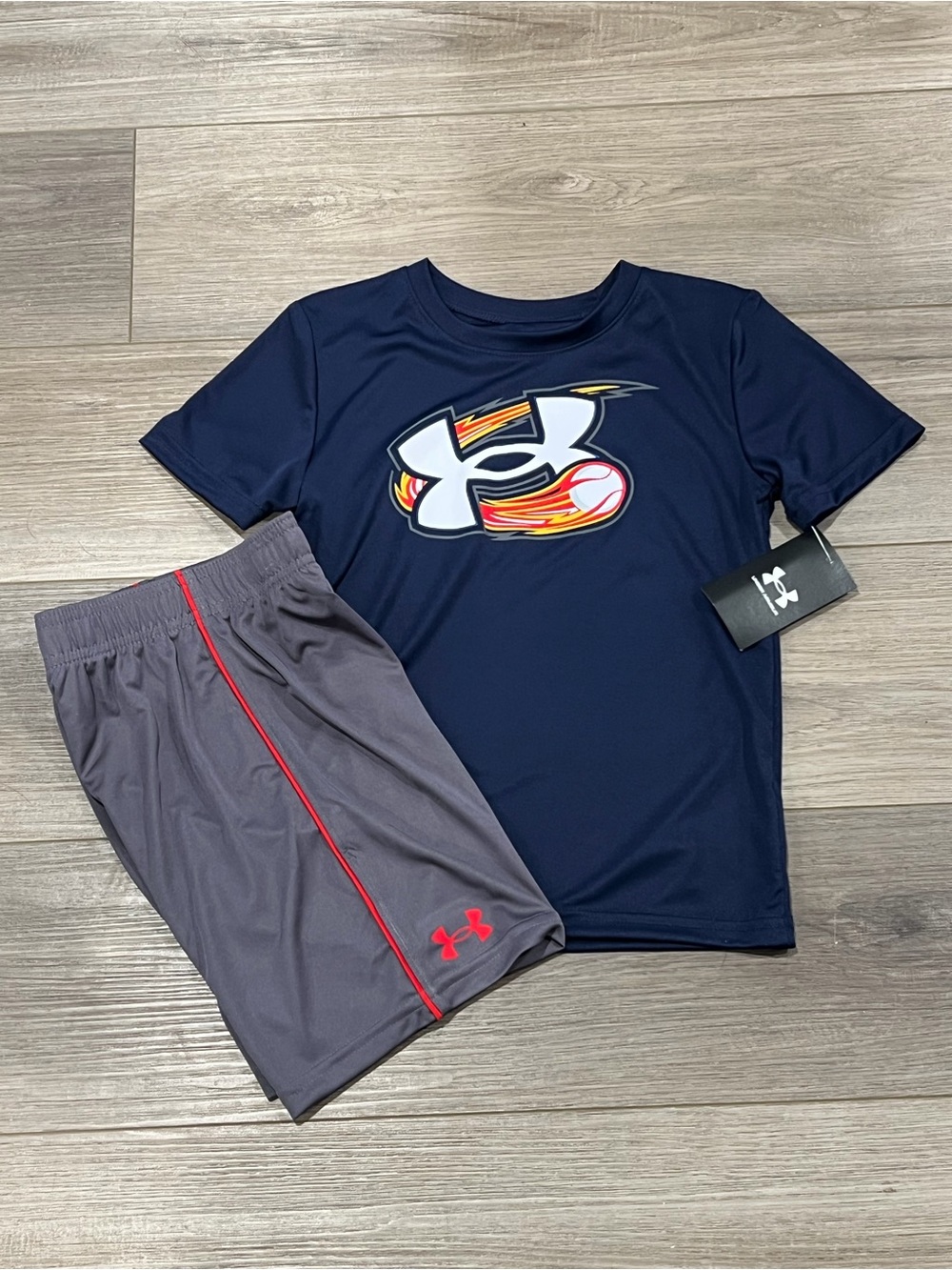 Under Armour Boys 3T Baseball Shorts Set, New